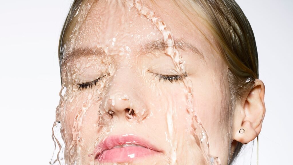 The ultimate hydration secret: why dermatologists love glycerin for your