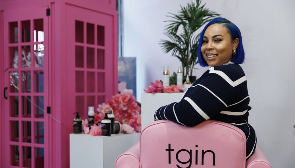 From stylist to ceo: the rise of a 28 year old chicago