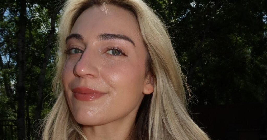 Transform your sunscreen routine with these spf boosting sprays