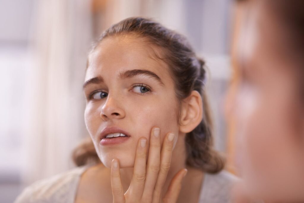 Understanding skin purging: causes and solutions